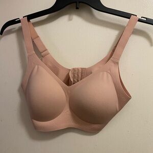 Comfeli Womens Bra M Medium Zero Gravity Sculpt Nude Beige Padded Wireless